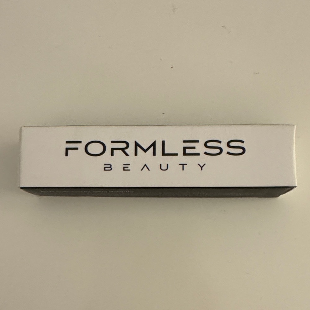 Formless Beauty Nude Shimmer Lip Gloss - Picture 2 of 2